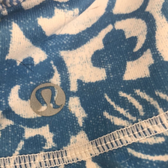 Lululemon tank - Picture 3 of 4